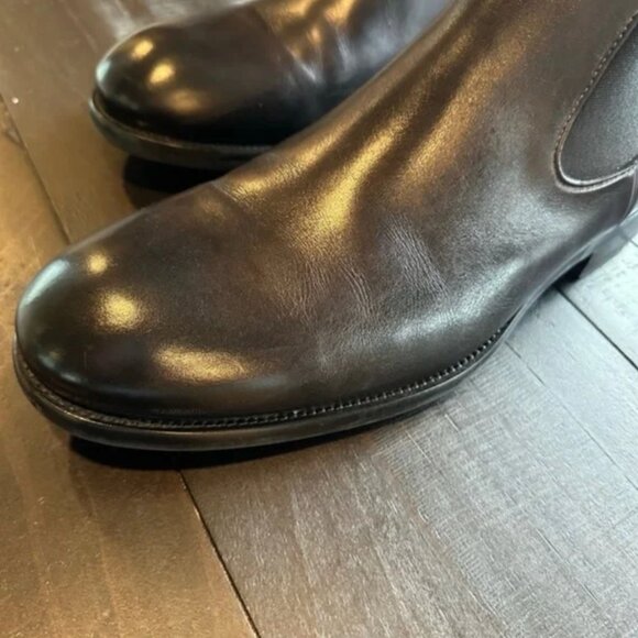 Magnanni Chelsea Boot Mens MSRP $425 - Picture 3 of 9